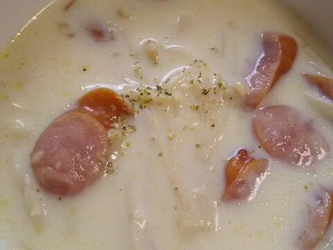えのきとウインナーの豆乳スープ(^^)